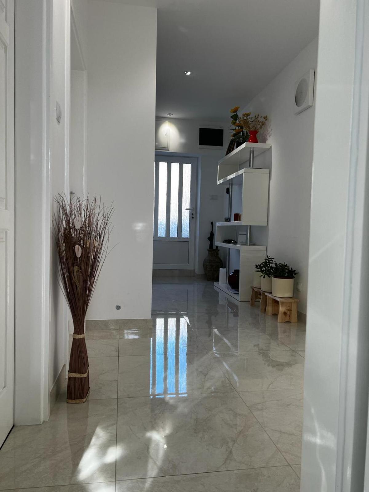 Apartment Marina Komiža Exteriör bild